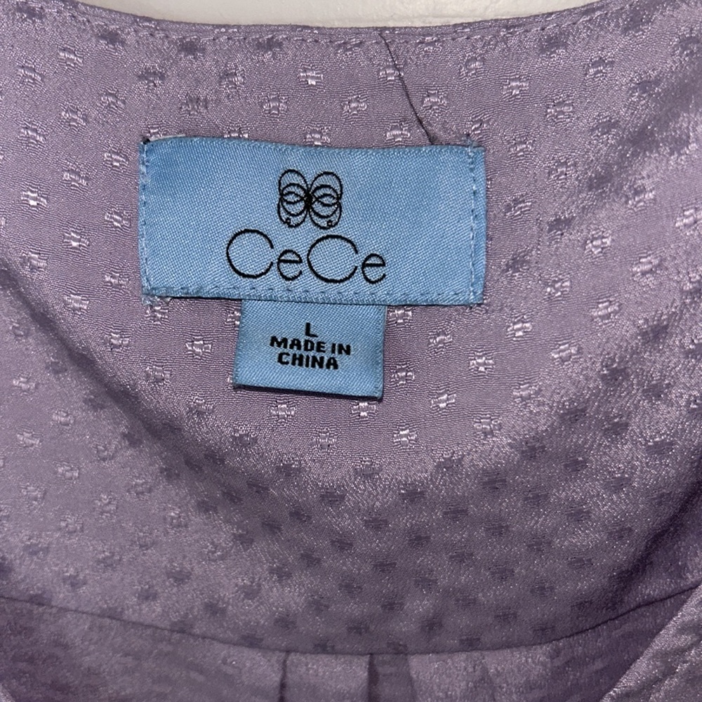 NWOT CeCe blouse - Picture 2 of 3